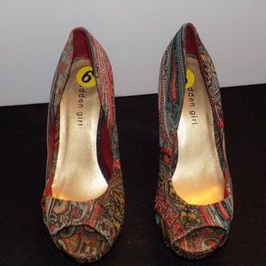 Women's Madden Girl Paisley Print Peep Toe Heels
